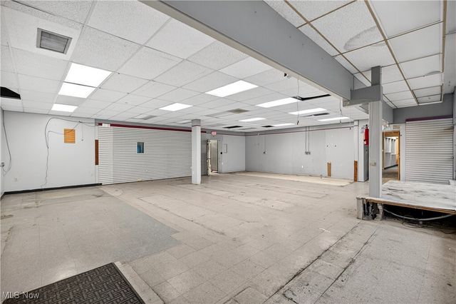 4127 Mayfield Road, South Euclid, OH 44121