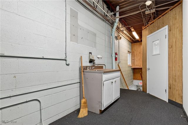 4127 Mayfield Road, South Euclid, OH 44121