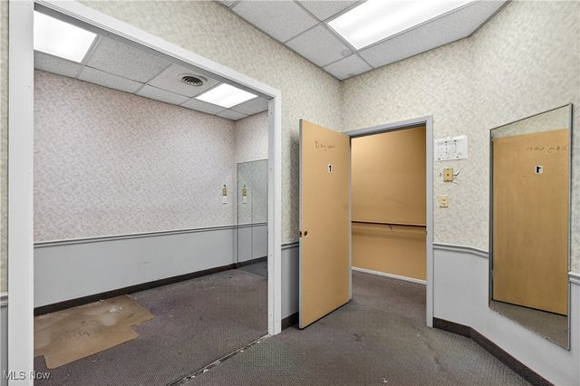 4127 Mayfield Road, South Euclid, OH 44121