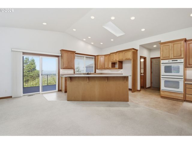10190 Se WYNDHAM Way, Happy Valley, OR 97086