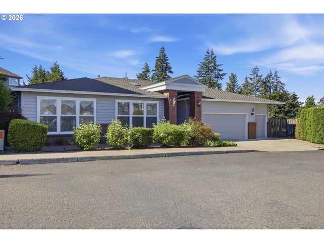 10190 Se WYNDHAM Way, Happy Valley, OR 97086