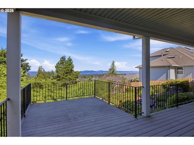 10190 Se WYNDHAM Way, Happy Valley, OR 97086