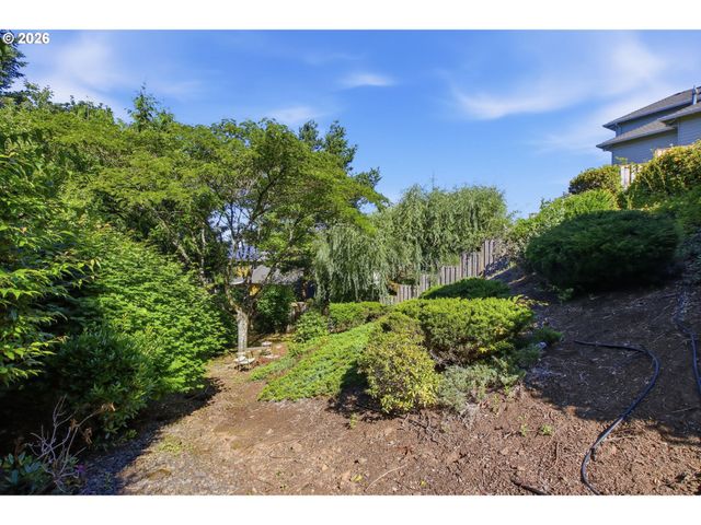 10190 Se WYNDHAM Way, Happy Valley, OR 97086