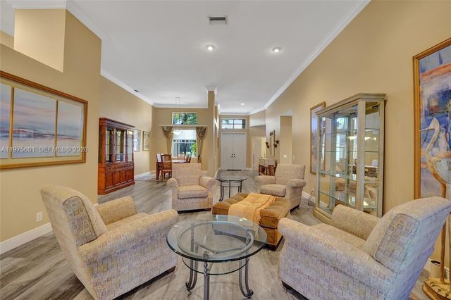 2458 Greenbrier Ct, Weston, FL 33327