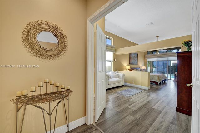 2458 Greenbrier Ct, Weston, FL 33327