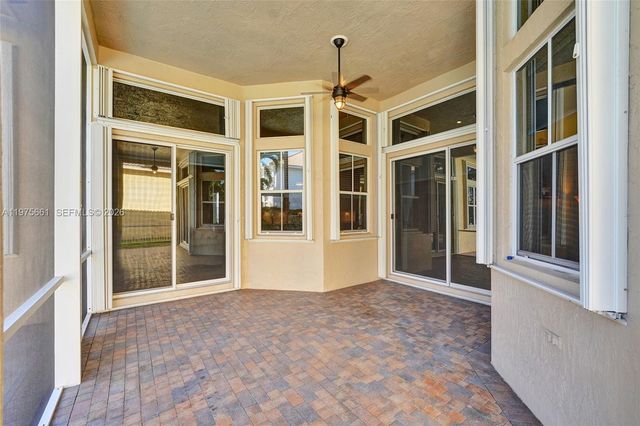 2458 Greenbrier Ct, Weston, FL 33327