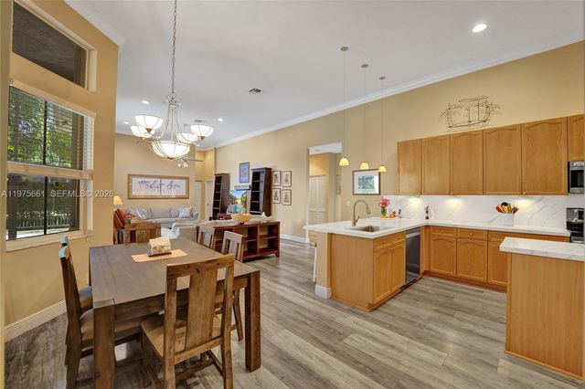 2458 Greenbrier Ct, Weston, FL 33327