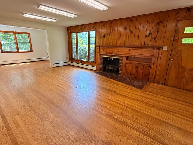 298 Governor Hunt Road, Vernon, VT 05354