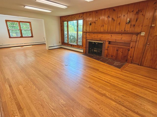 298 Governor Hunt Road, Vernon, VT 05354