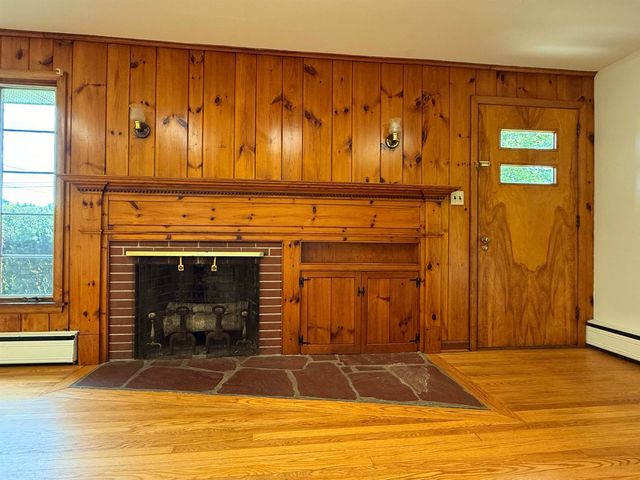 298 Governor Hunt Road, Vernon, VT 05354