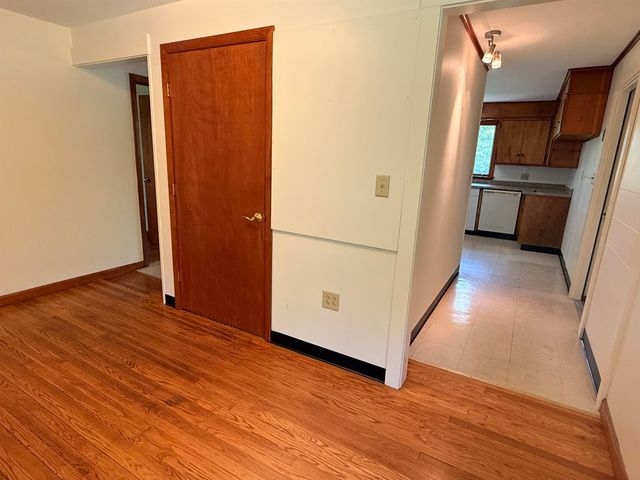 298 Governor Hunt Road, Vernon, VT 05354