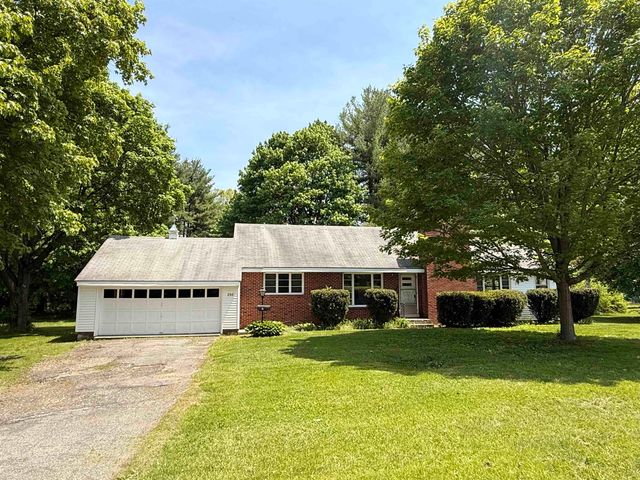 298 Governor Hunt Road, Vernon, VT 05354