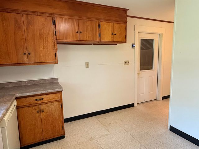 298 Governor Hunt Road, Vernon, VT 05354