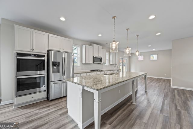 30 Fanleaf Drive, Fairburn, GA 30213