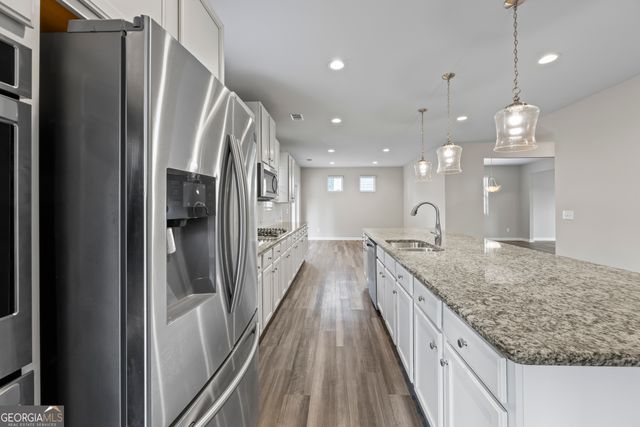 30 Fanleaf Drive, Fairburn, GA 30213