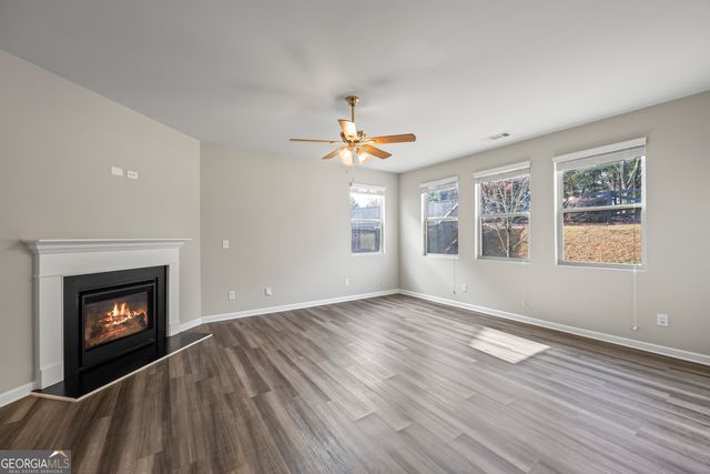 30 Fanleaf Drive, Fairburn, GA 30213