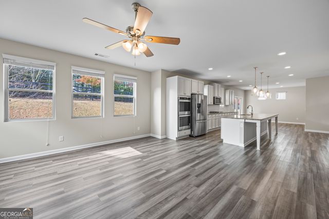 30 Fanleaf Drive, Fairburn, GA 30213