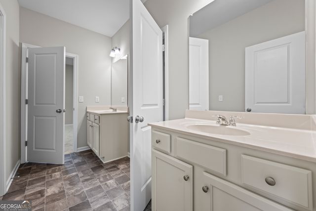 30 Fanleaf Drive, Fairburn, GA 30213