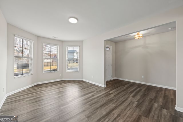 30 Fanleaf Drive, Fairburn, GA 30213