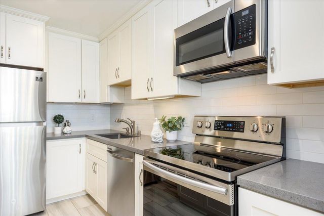 821 N Humboldt Street 309, San Mateo, CA 94401