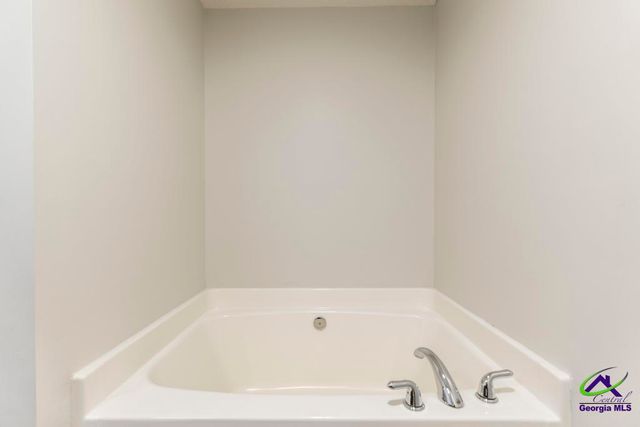 5 Pine Shadow Court, Centerville, GA 31028