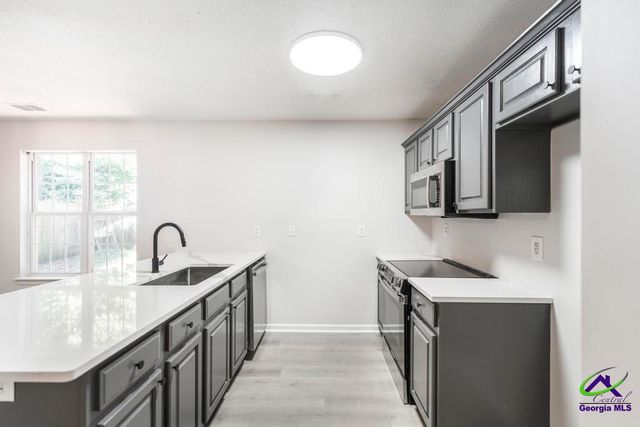 5 Pine Shadow Court, Centerville, GA 31028