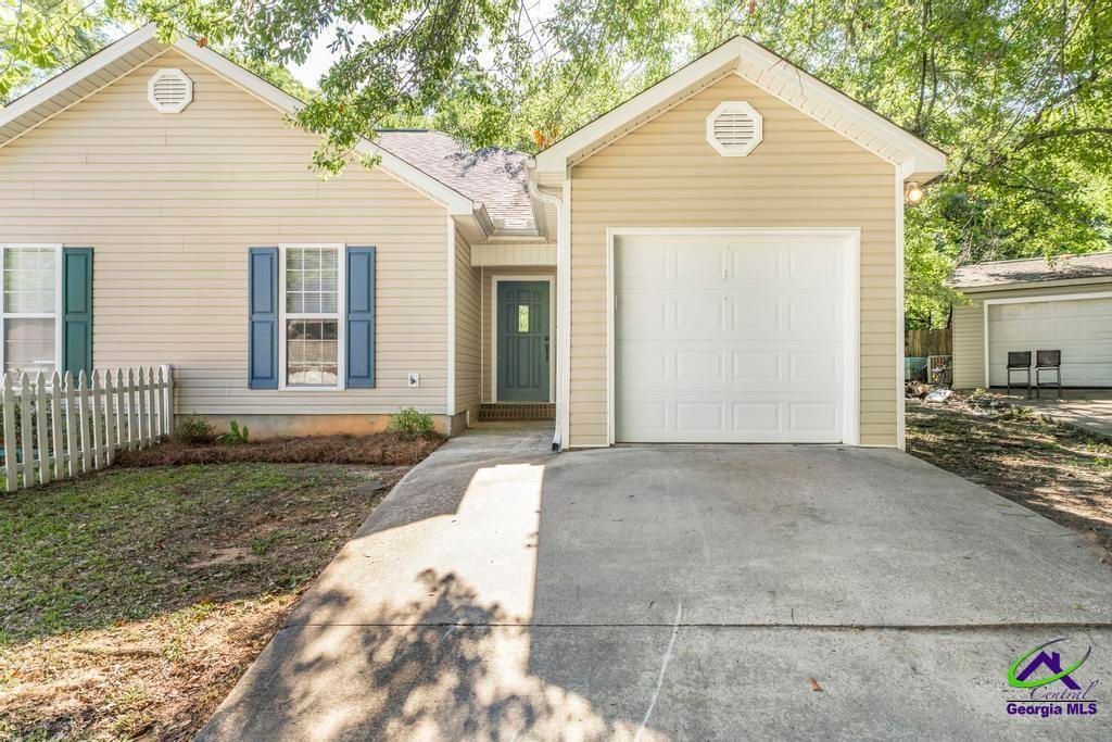 5 Pine Shadow Court, Centerville, GA 31028