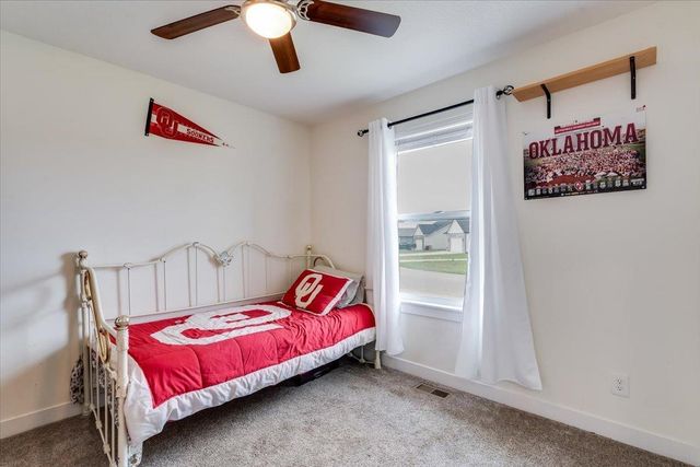 744 N Wakefield, Valley Center, KS 67147