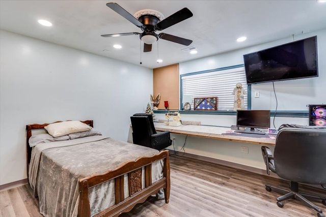 744 N Wakefield, Valley Center, KS 67147