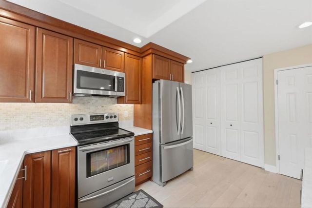 864 Kizer Street, Milpitas, CA 95035