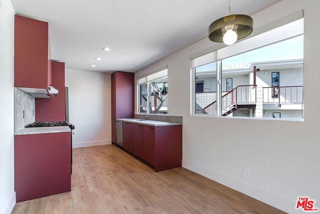 12425 Texas Avenue 14, Los Angeles, CA 90025
