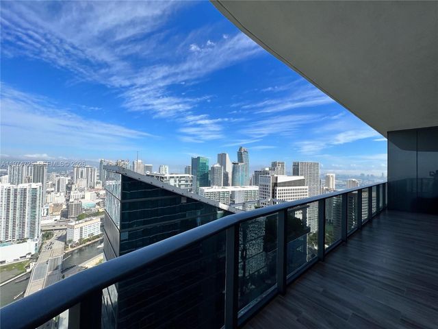 801 S Miami Ave 5309, Miami, FL 33130