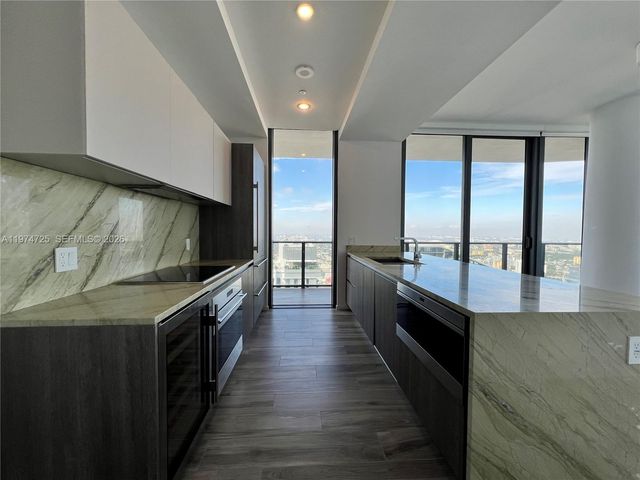 801 S Miami Ave 5309, Miami, FL 33130