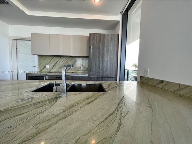 801 S Miami Ave 5309, Miami, FL 33130