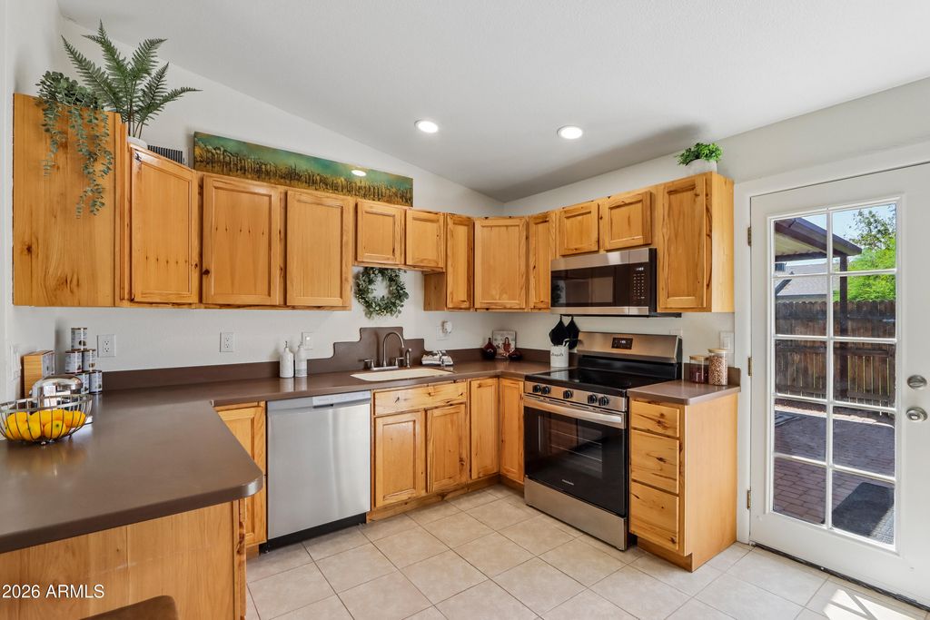 6711 W OSBORN Road 41, Phoenix, AZ 85033 — photo 5