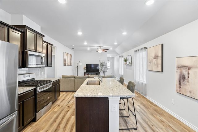 7613 Bullrider Dr, Corpus Christi, TX 78414