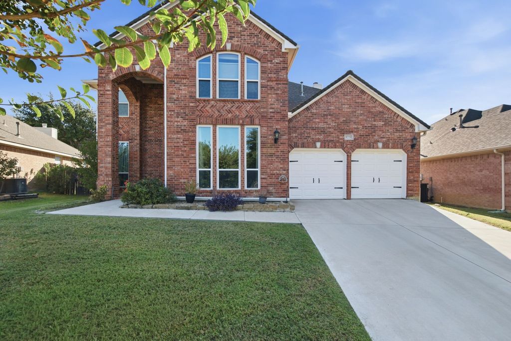 8258 Quachita Crossover, Fort Worth, TX 76137 — photo 2