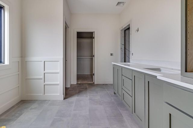 1839 Woodward Circle, Raymore, MO 64083