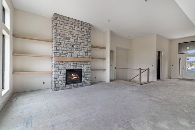 1839 Woodward Circle, Raymore, MO 64083