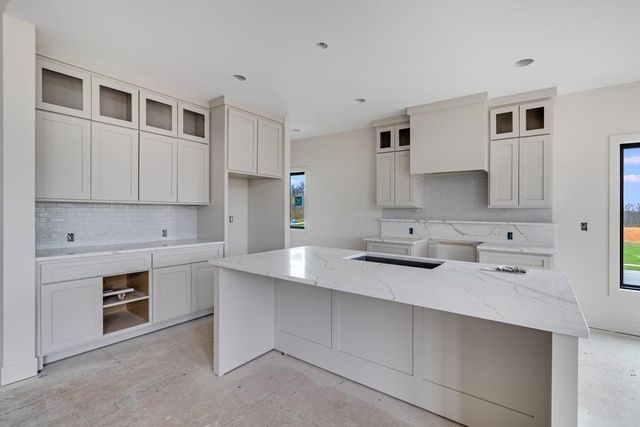 1839 Woodward Circle, Raymore, MO 64083