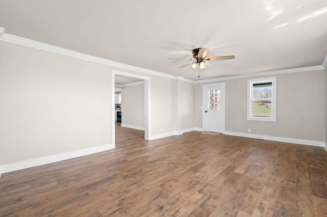639 Short Mountain Rd, Mcminnville, TN 37110