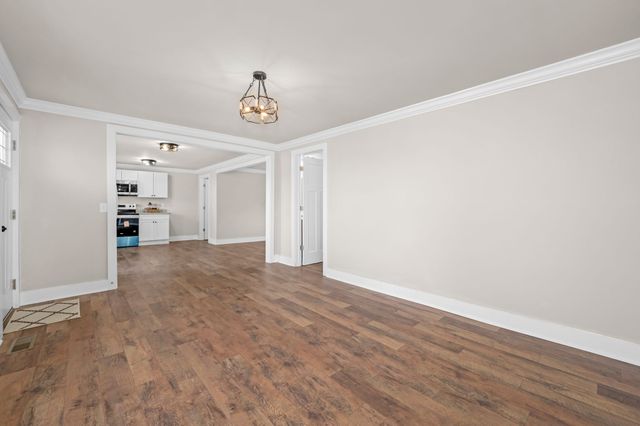 639 Short Mountain Rd, Mcminnville, TN 37110