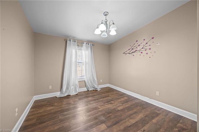 950 Waggoner Neal Road, Walkertown, NC 27051