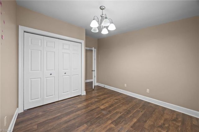 950 Waggoner Neal Road, Walkertown, NC 27051