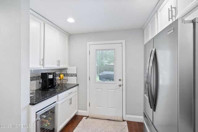 609 Main Street, Bayville, NJ 08721
