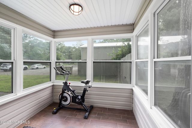 609 Main Street, Bayville, NJ 08721