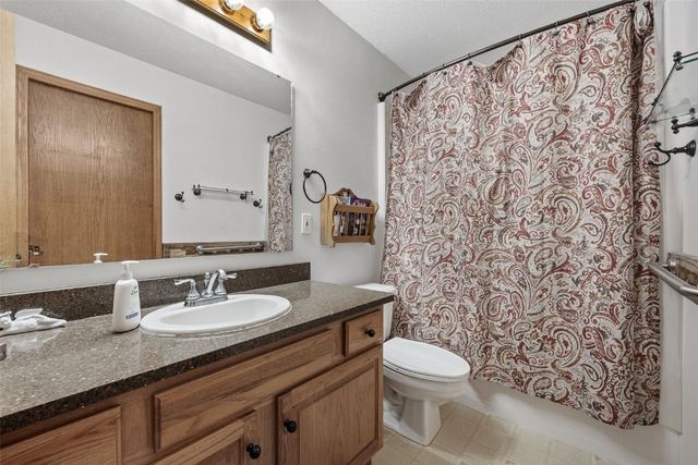 1624 O Avenue NW, Cedar Rapids, IA 52405