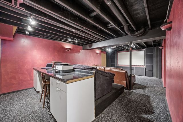 1624 O Avenue NW, Cedar Rapids, IA 52405