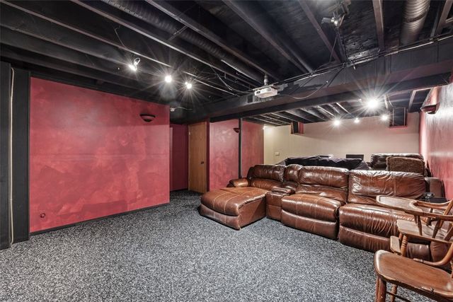 1624 O Avenue NW, Cedar Rapids, IA 52405