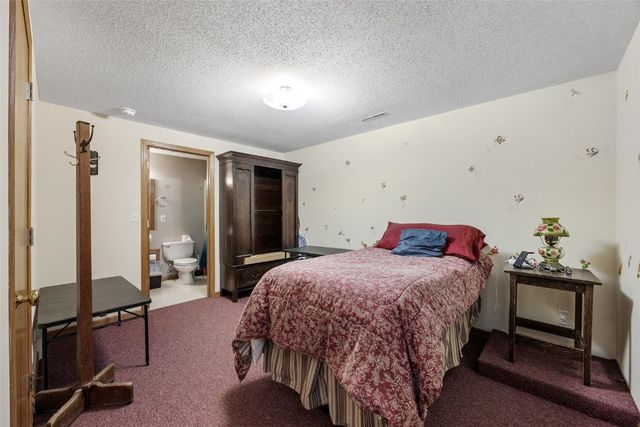 1624 O Avenue NW, Cedar Rapids, IA 52405